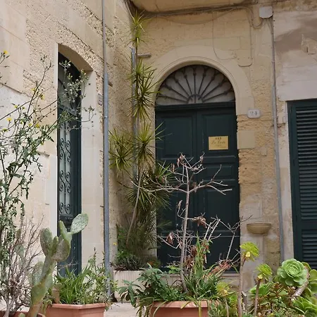 La Corte 3* Lecce
